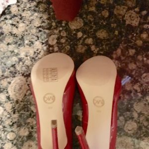 Michael Kors Shoes - Michael Kors Red Pump Michael Kors Shoes - Michael Kors Red Pump